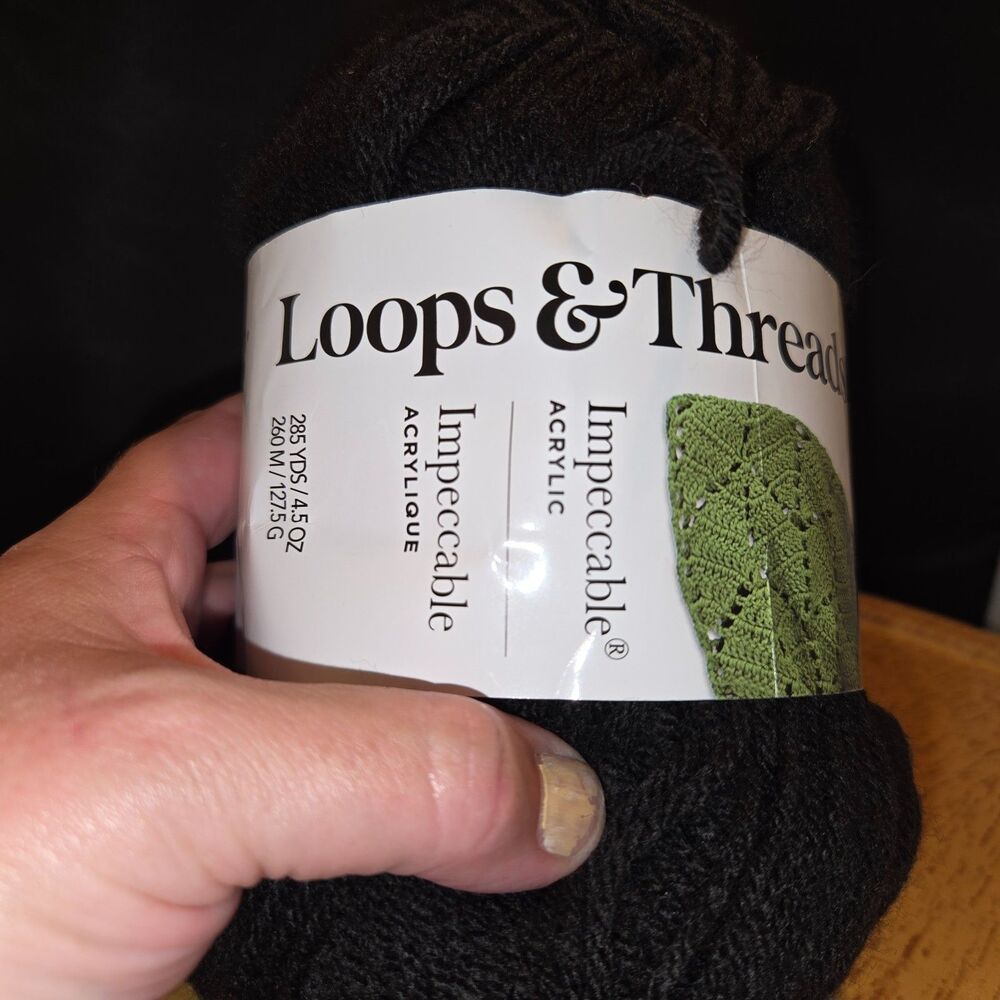 Loops & Threads Impeccable Black Acrylic Yarn 285 Yds 4.5 oz 3 Skeins NEW
